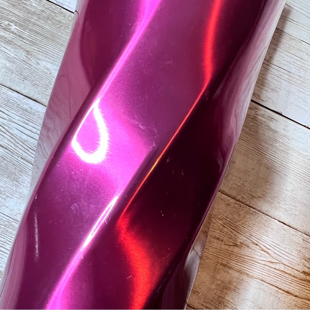 šDunkin Donuts pink swirl tumbler - Picture 2 of 3